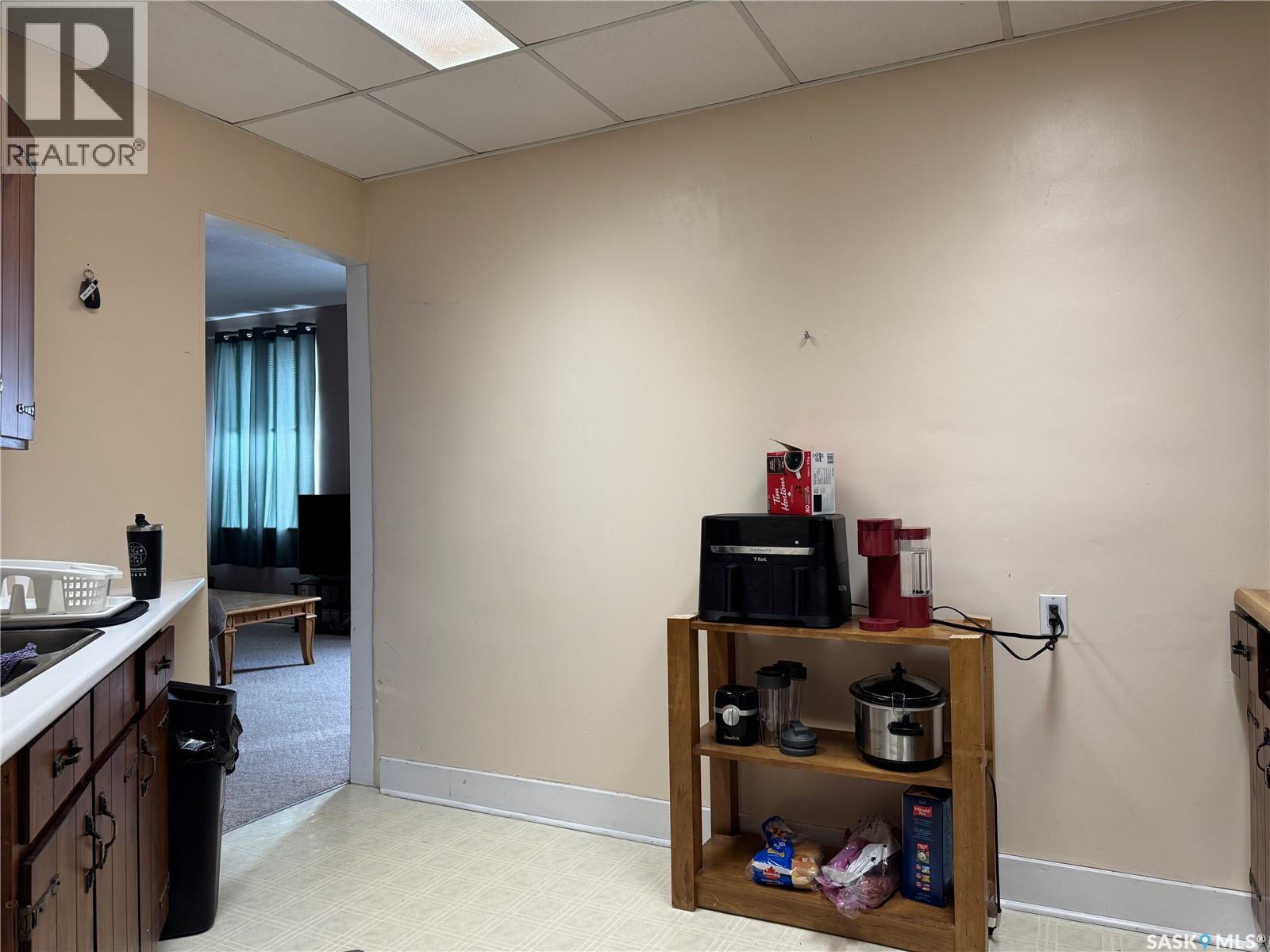 222 Bosworth Street Property Photo 14