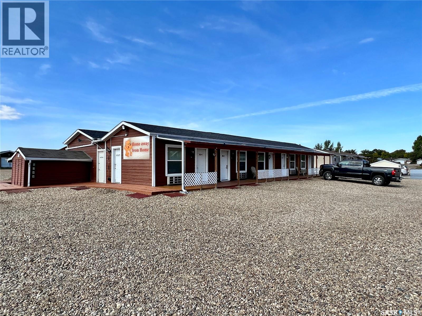 554 5th Avenue W Property Photo 15