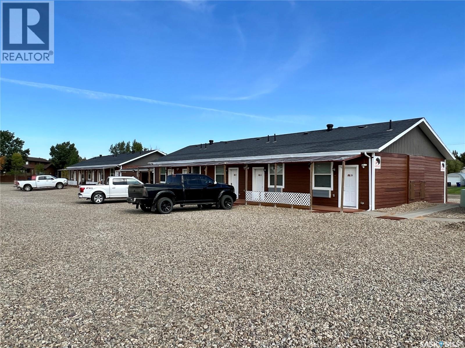 554 5th Avenue W Property Photo 16