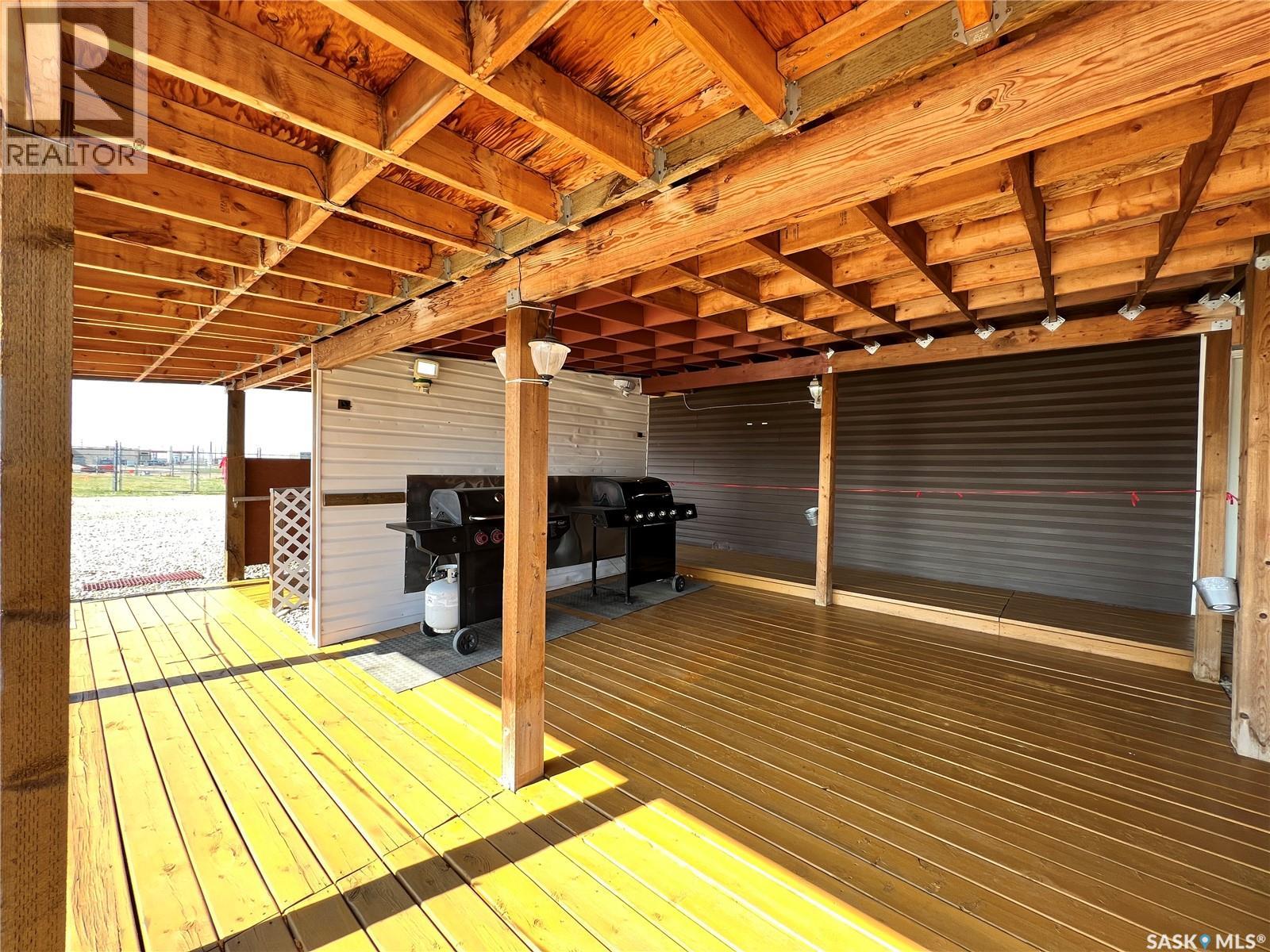 554 5th Avenue W Property Photo 25