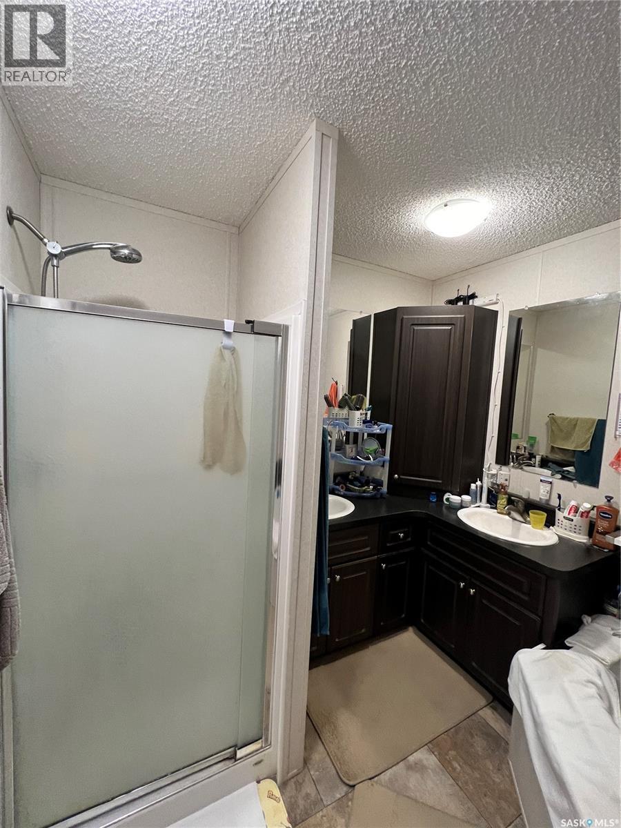 554 5th Avenue W Property Photo 29