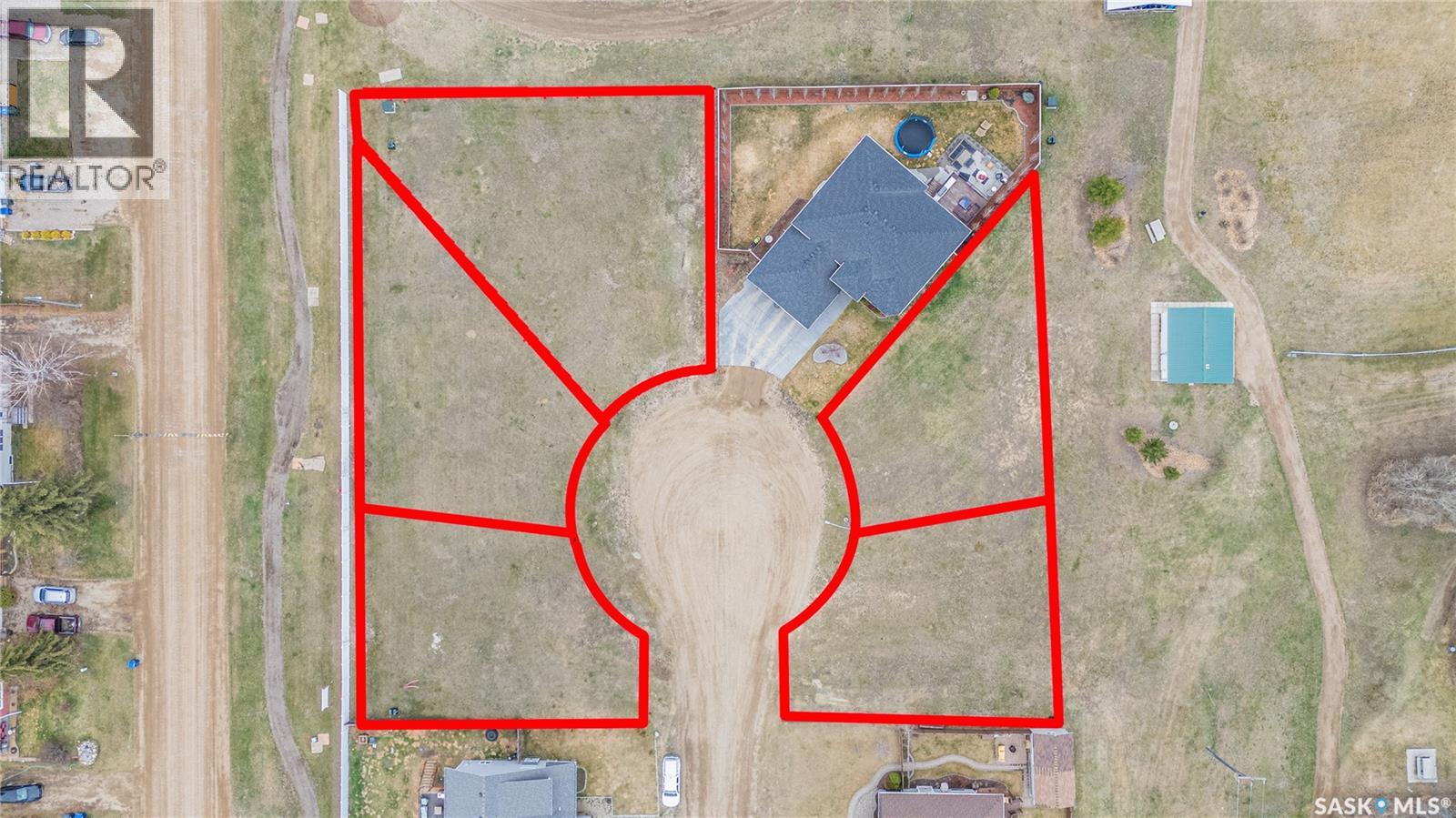 4 Derbowka Drive Property Photo 3
