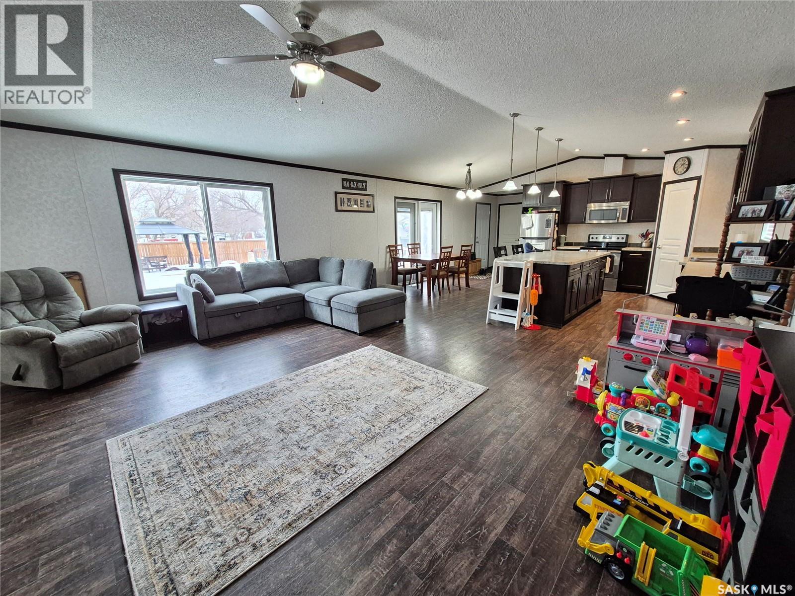 151 2nd Avenue Property Photo 14