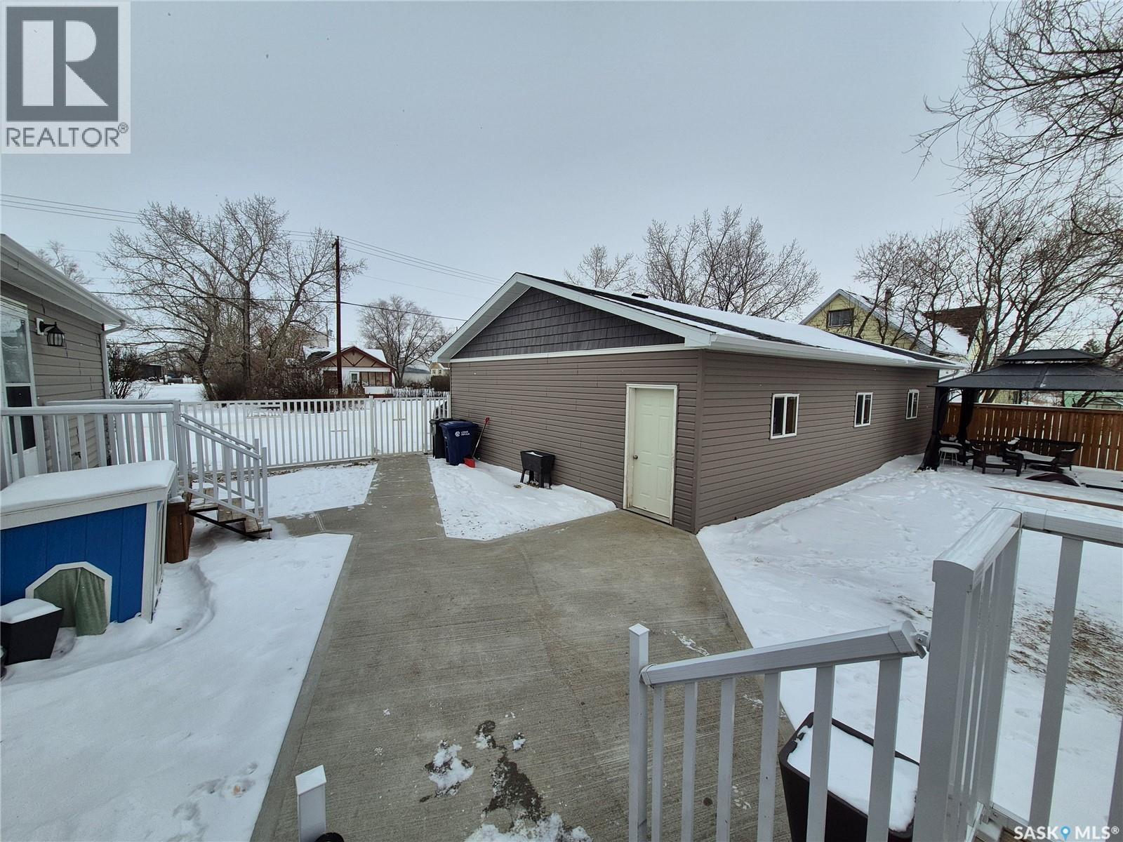 151 2nd Avenue Property Photo 37