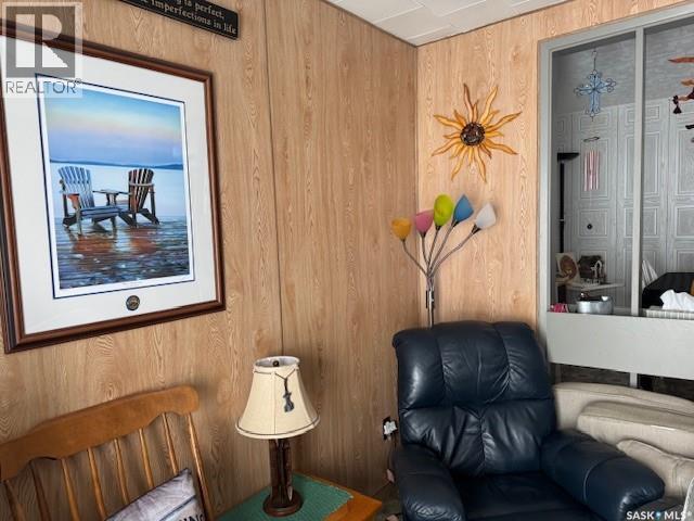692 Aqualane Avenue Property Photo 8