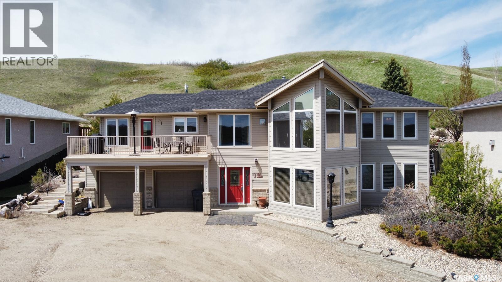 9 Pelican Pass Property Photo 1