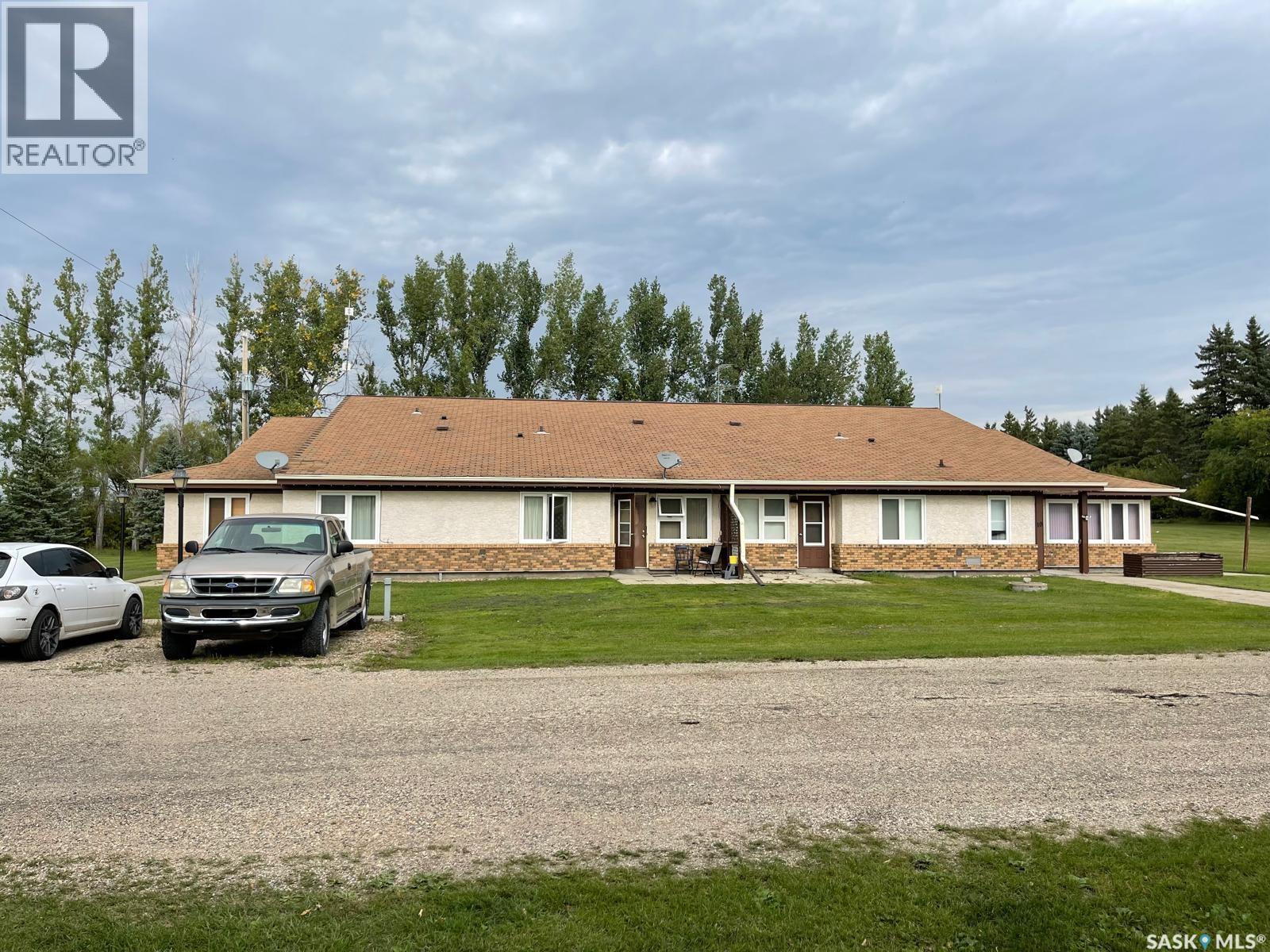 10 Pearl Avenue Property Photo 2