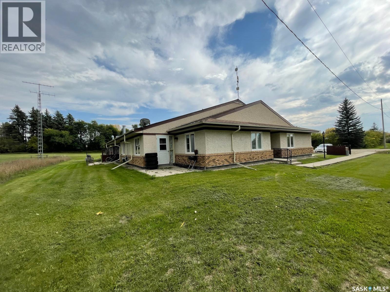 10 Pearl Avenue Property Photo 4