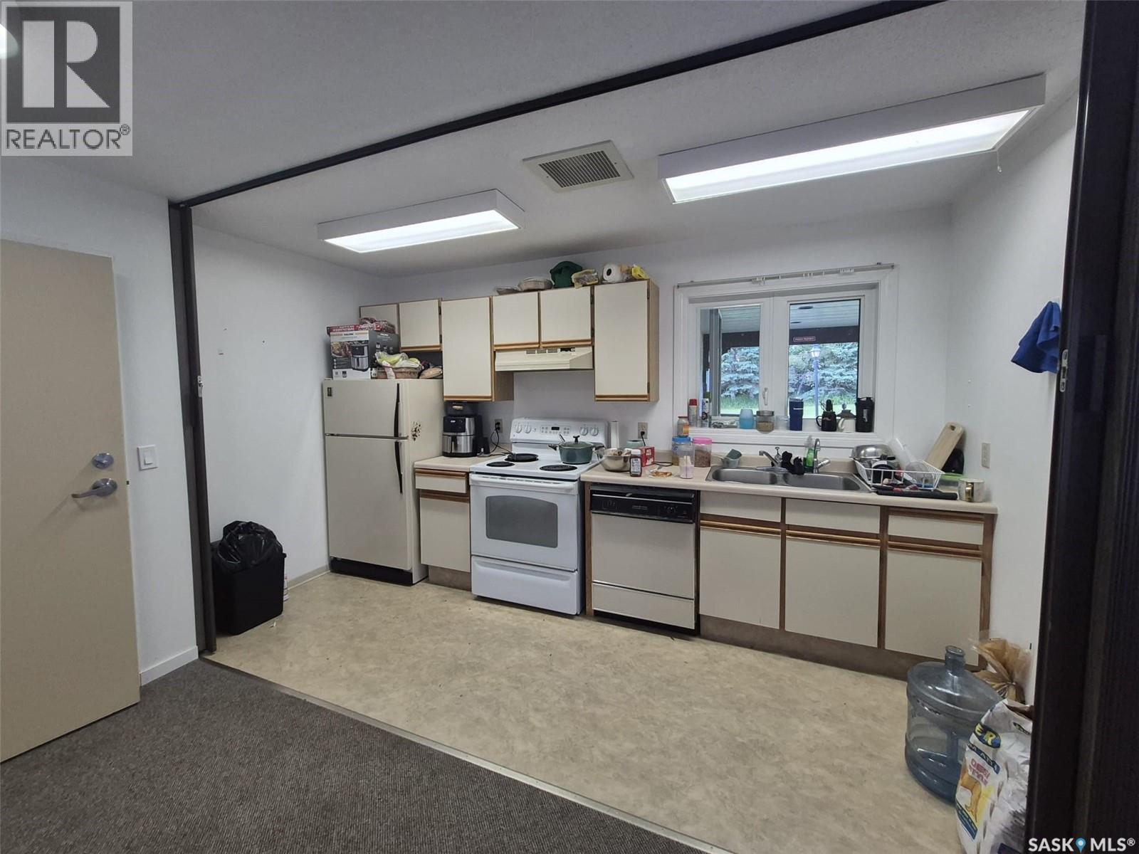 10 Pearl Avenue Property Photo 13