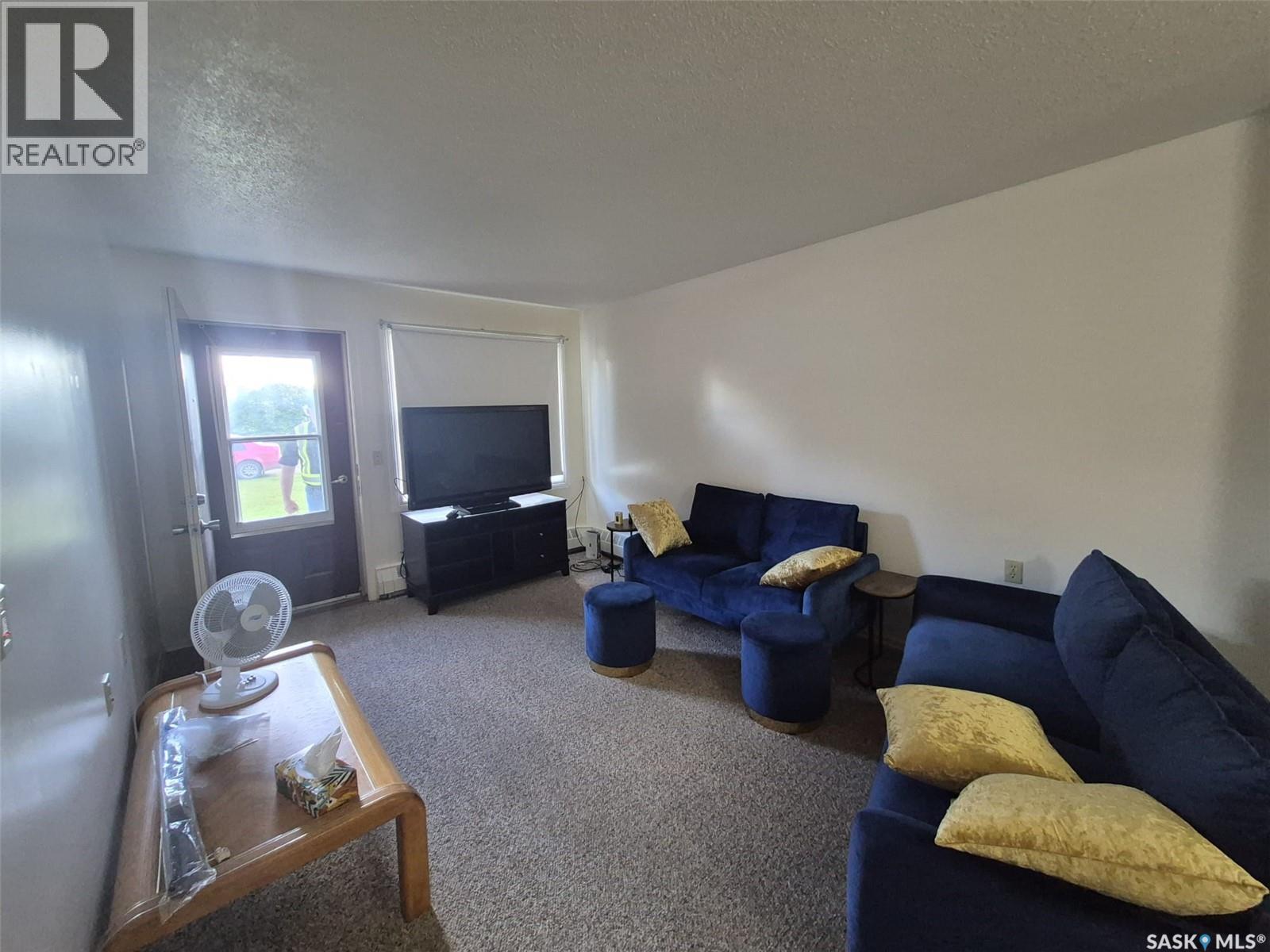 10 Pearl Avenue Property Photo 18