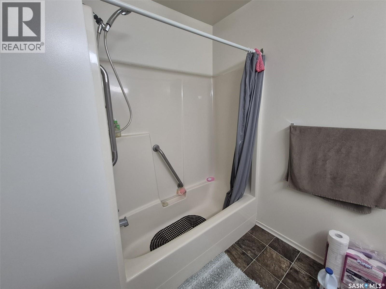 10 Pearl Avenue Property Photo 24