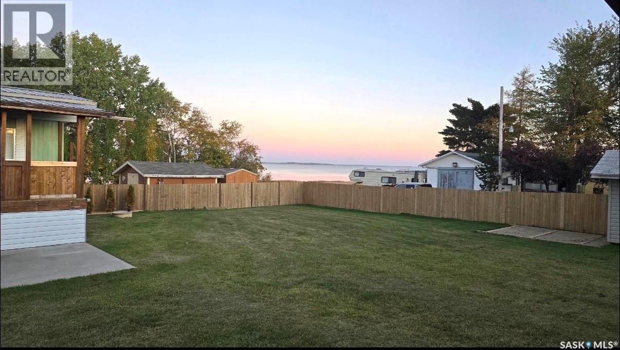 1&2 Lakeview Avenue Property Photo 1