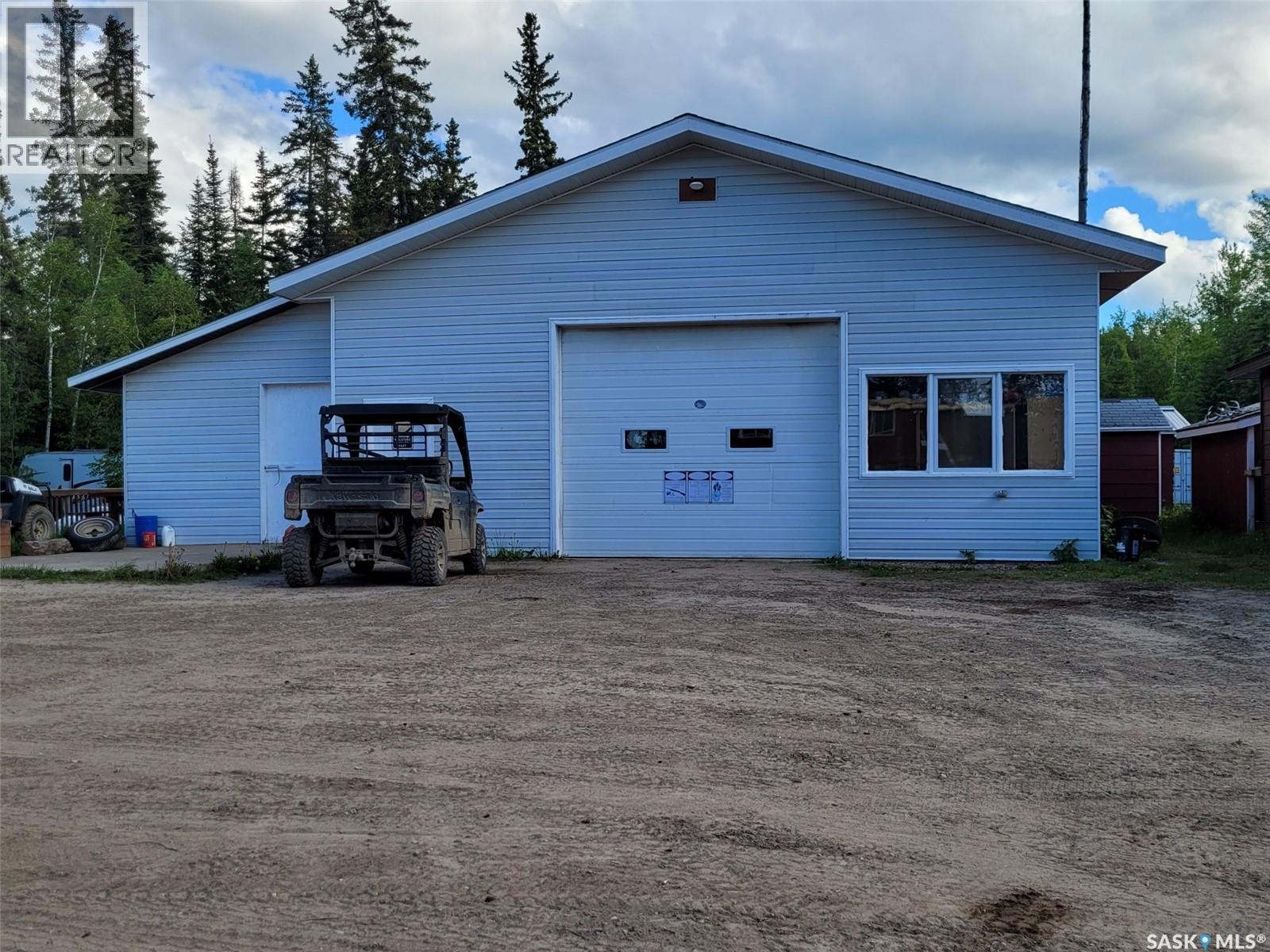 Clarke Lake Lodge Property Photo 34