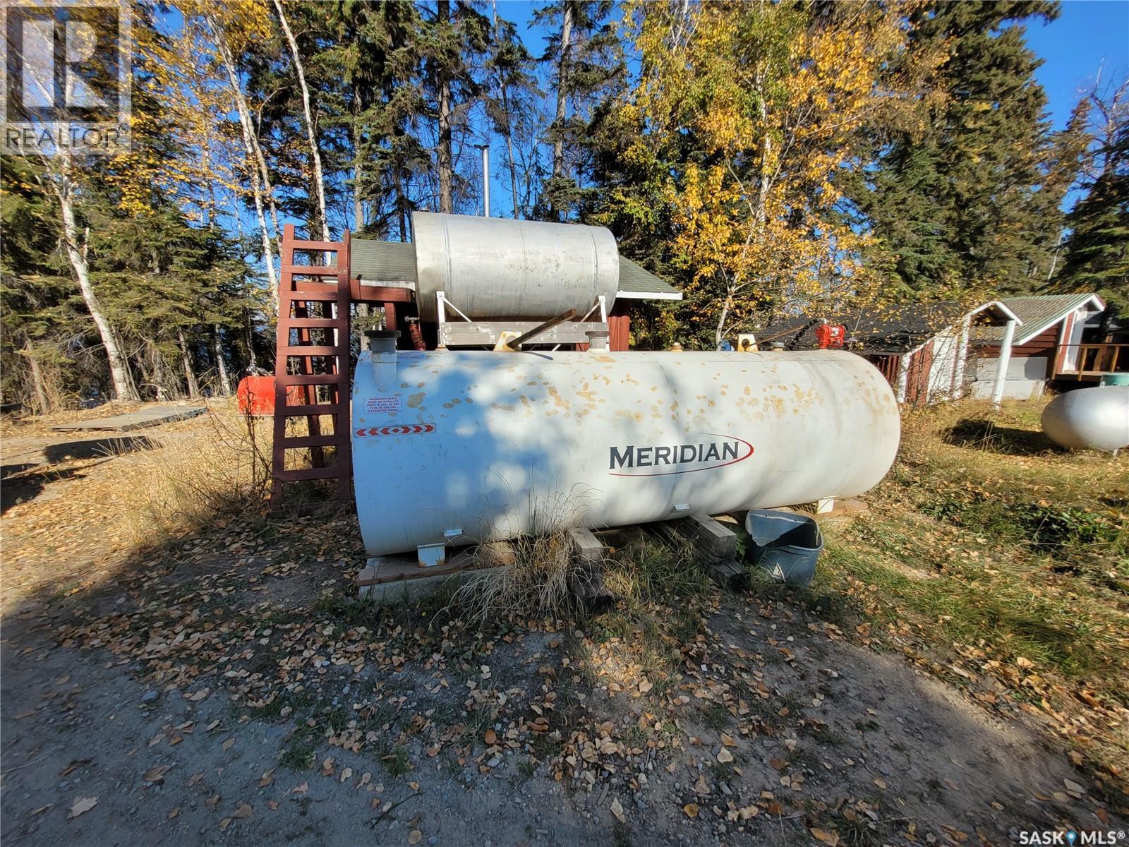 Clarke Lake Lodge Property Photo 38