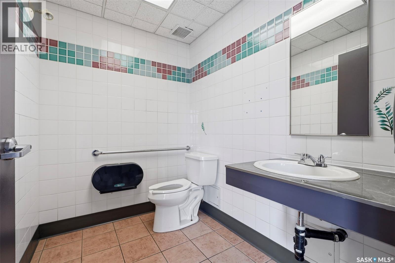 1212 Central Avenue Property Photo 9