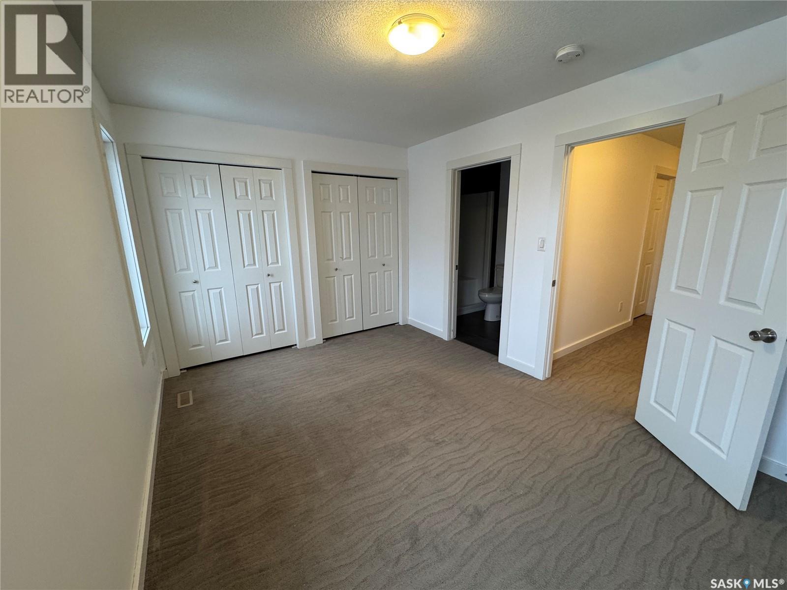 527 Alexandra Street Property Photo 14