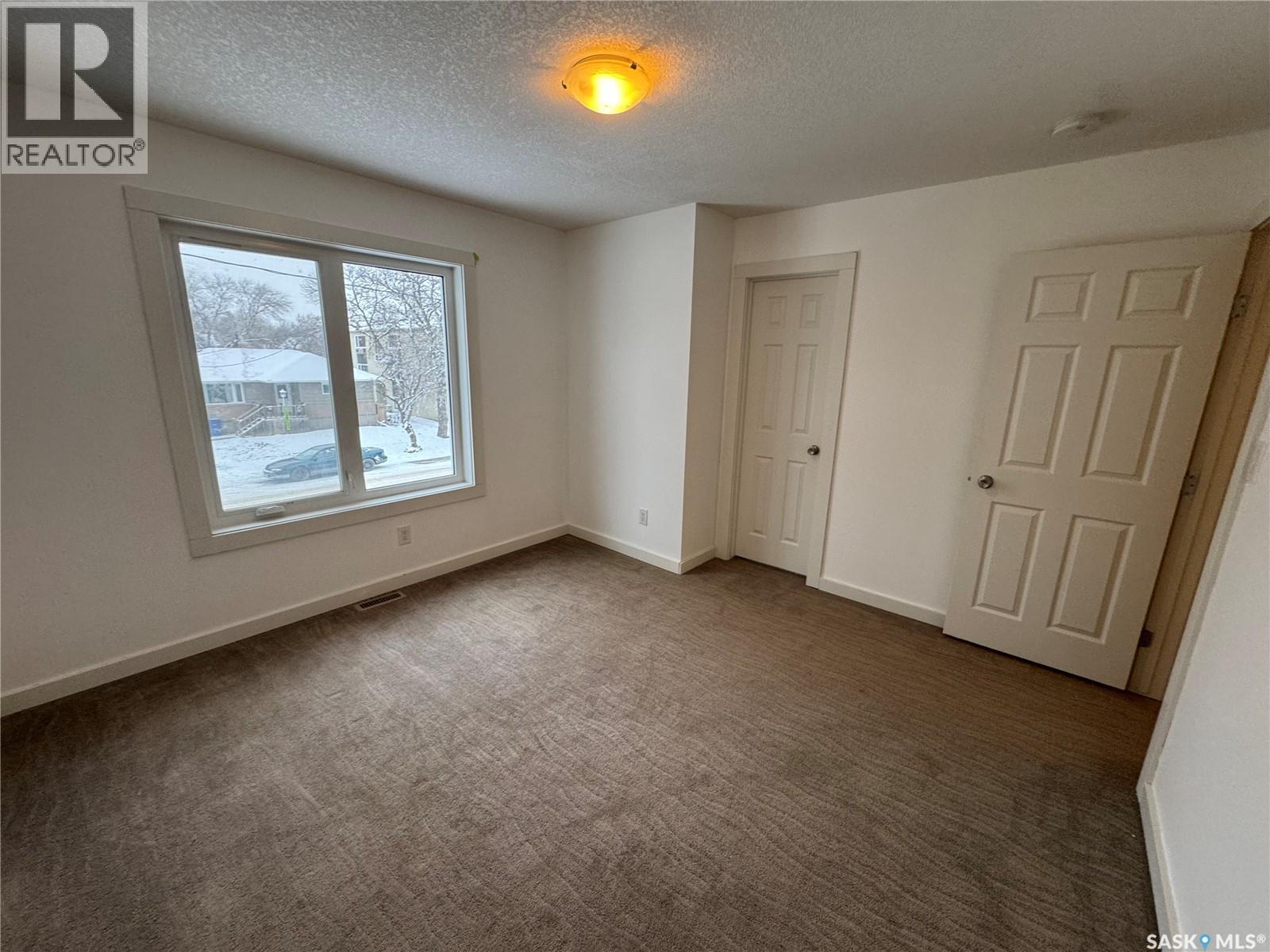527 Alexandra Street Property Photo 17
