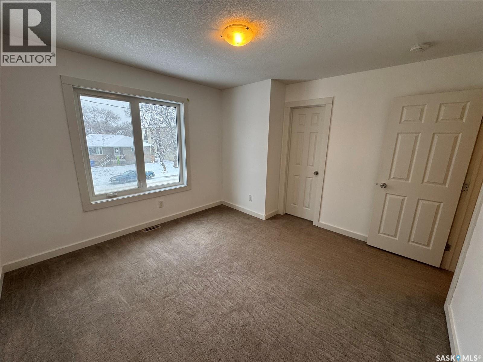 527 Alexandra Street Property Photo 20