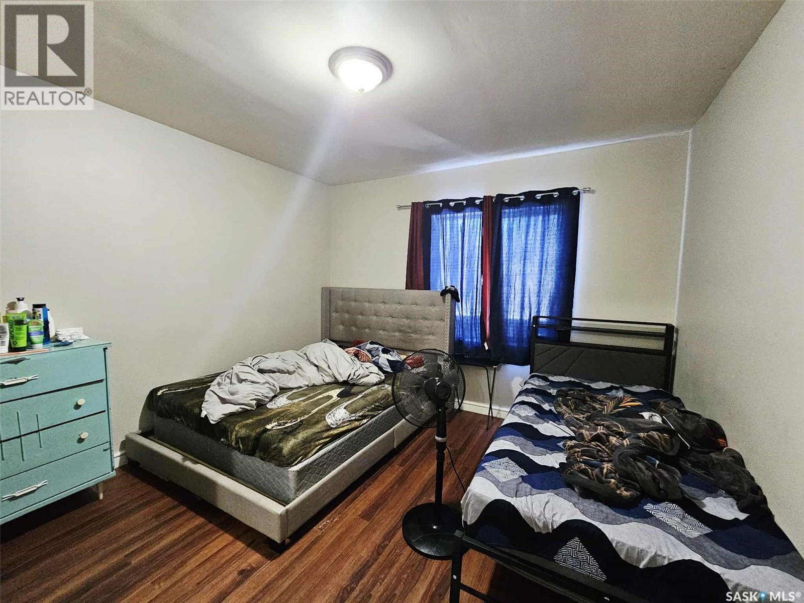 201 Broadway Street W Property Photo 9