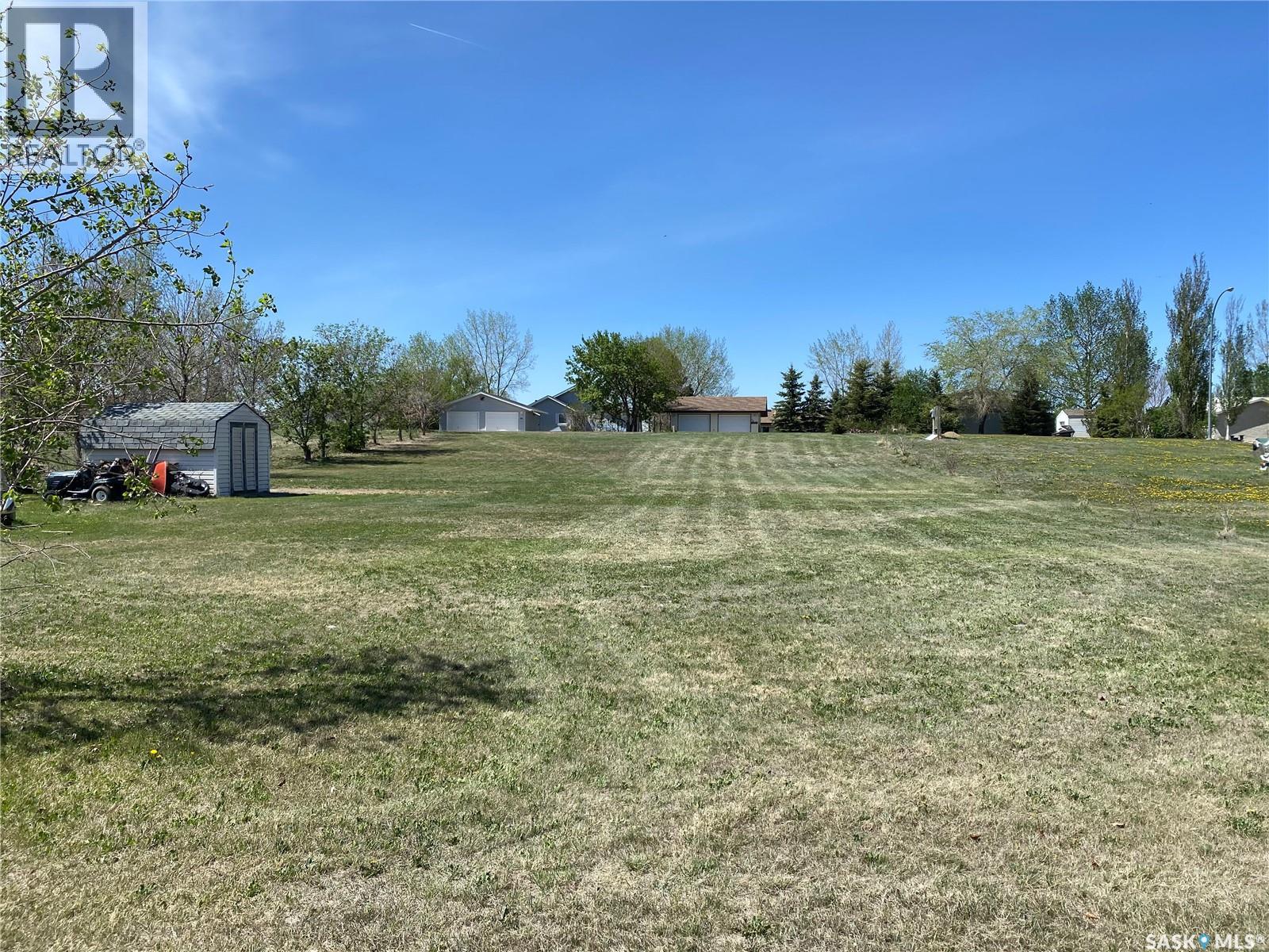 185 Gordon Drive Property Photo 1