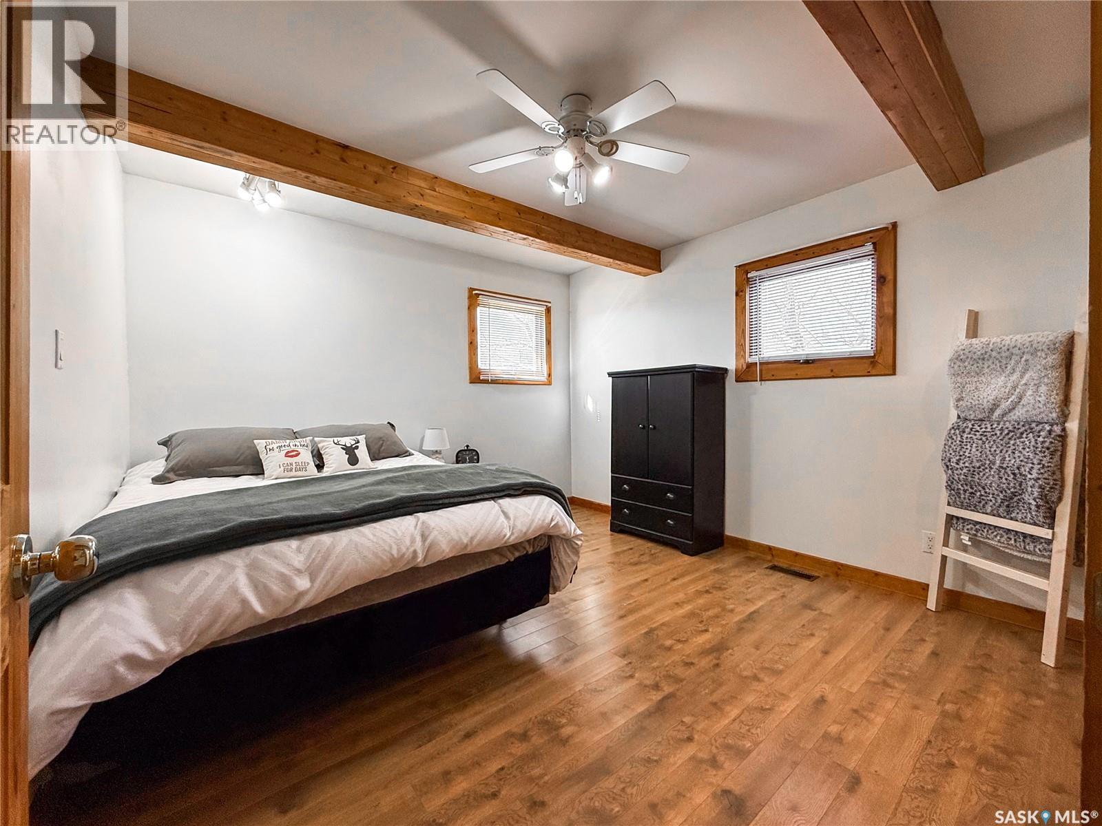 103 1st Street E Property Photo 15