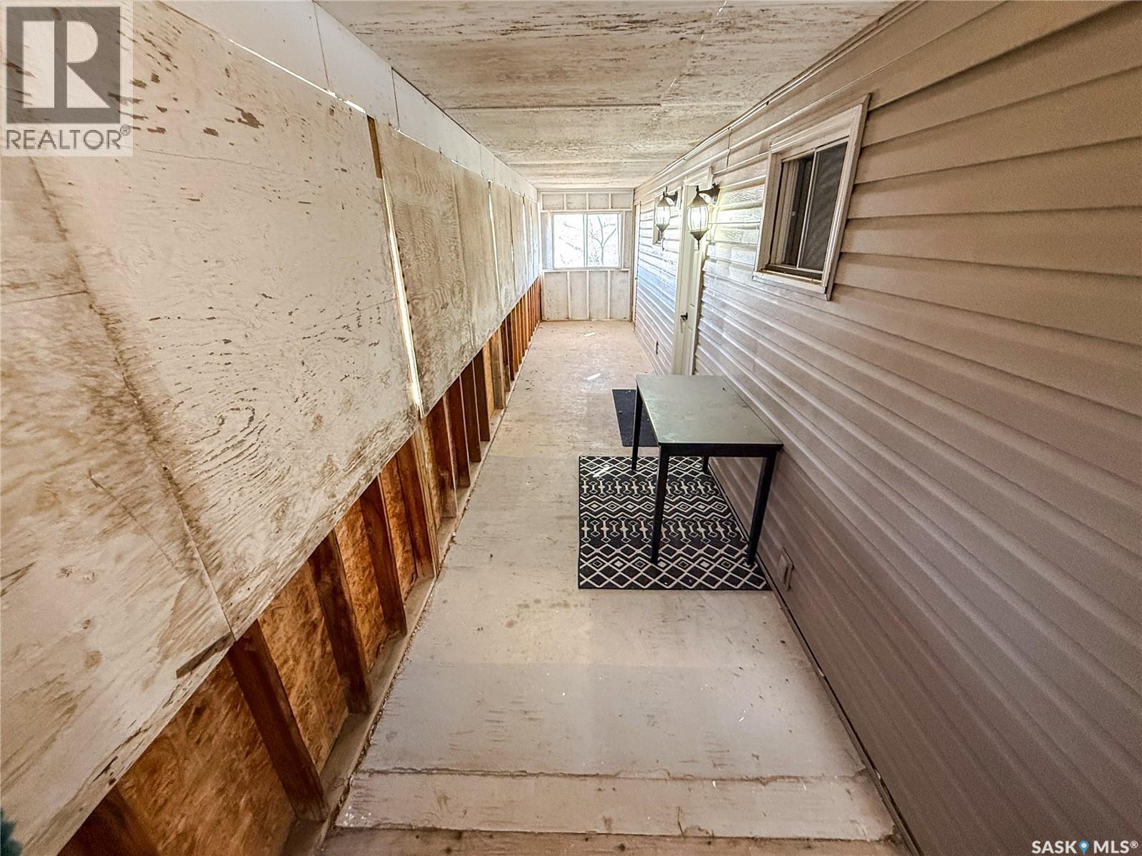 103 1st Street E Property Photo 31