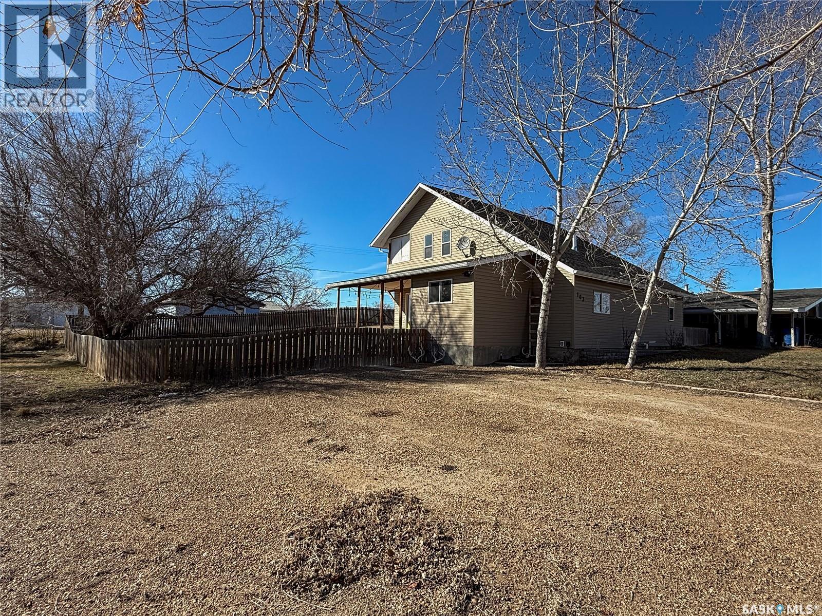 103 1st Street E Property Photo 45