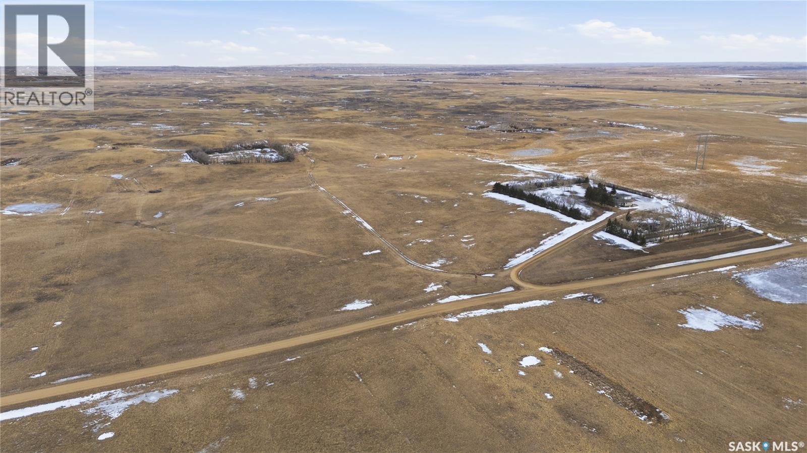 Hallborg Acreage Property Photo 1