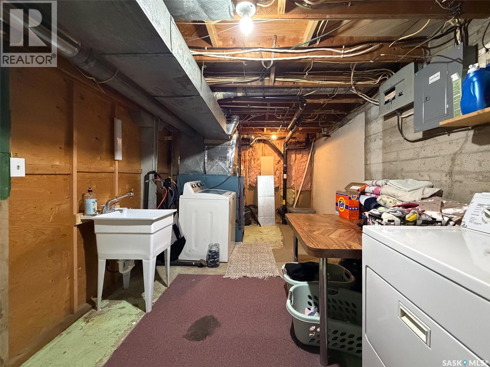 442 Front Street W Property Photo 29