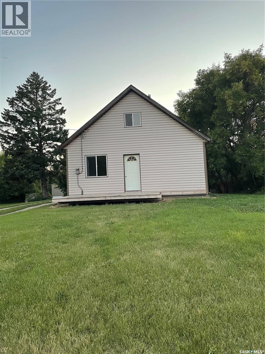 406 Southesk Street Property Photo 1