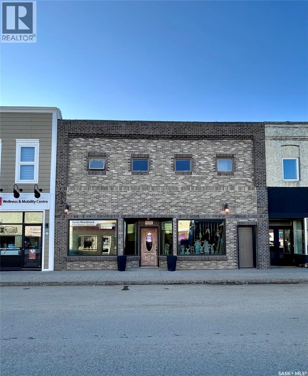 622 Main Street Property Photo 1