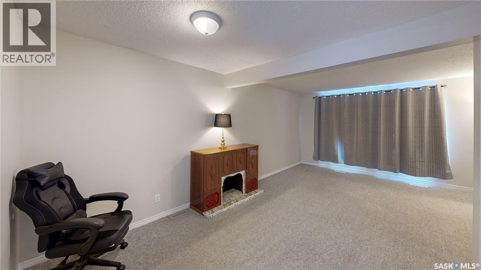6 Mackenzie Mews Property Photo 4