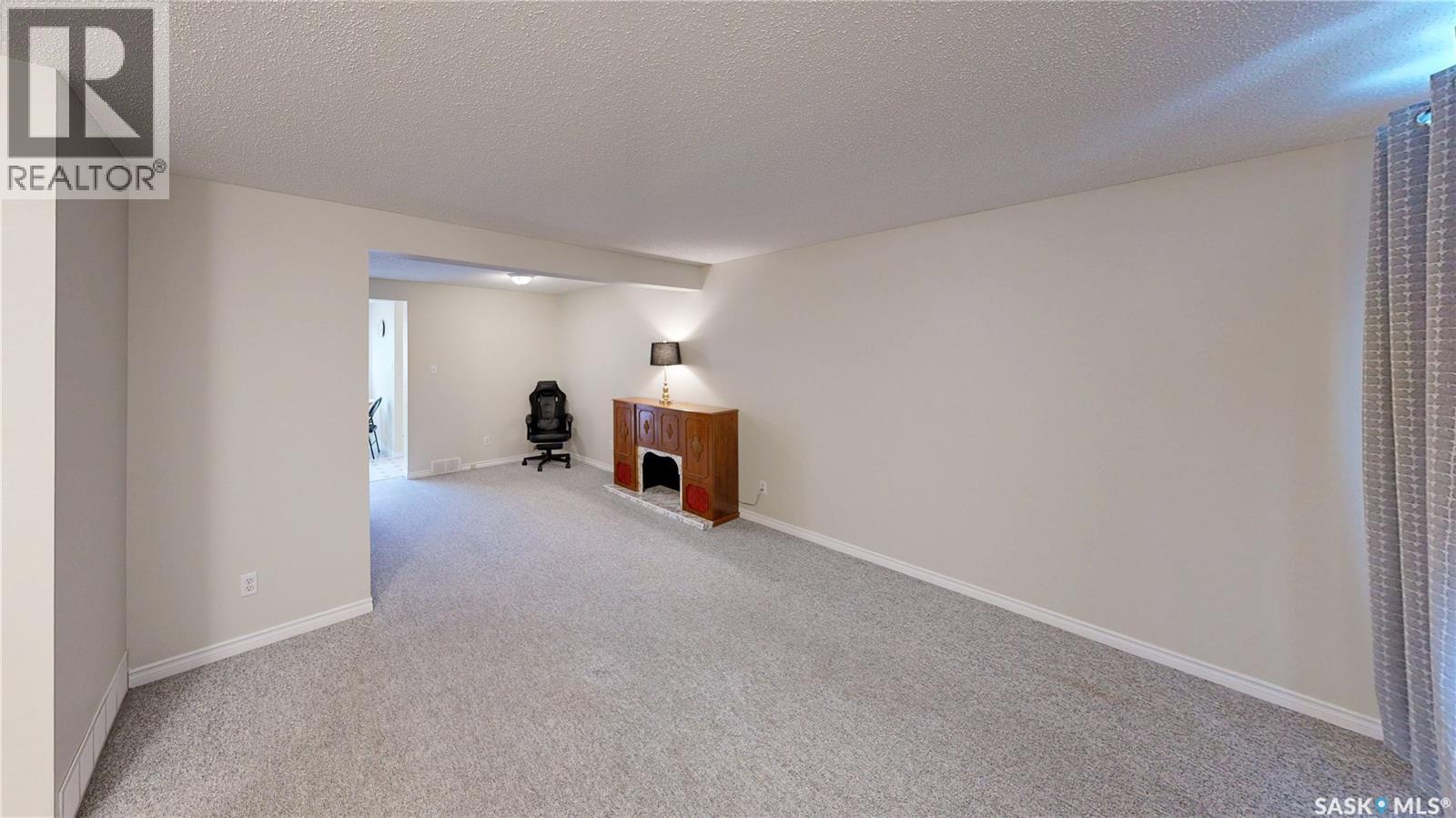 6 Mackenzie Mews Property Photo 5