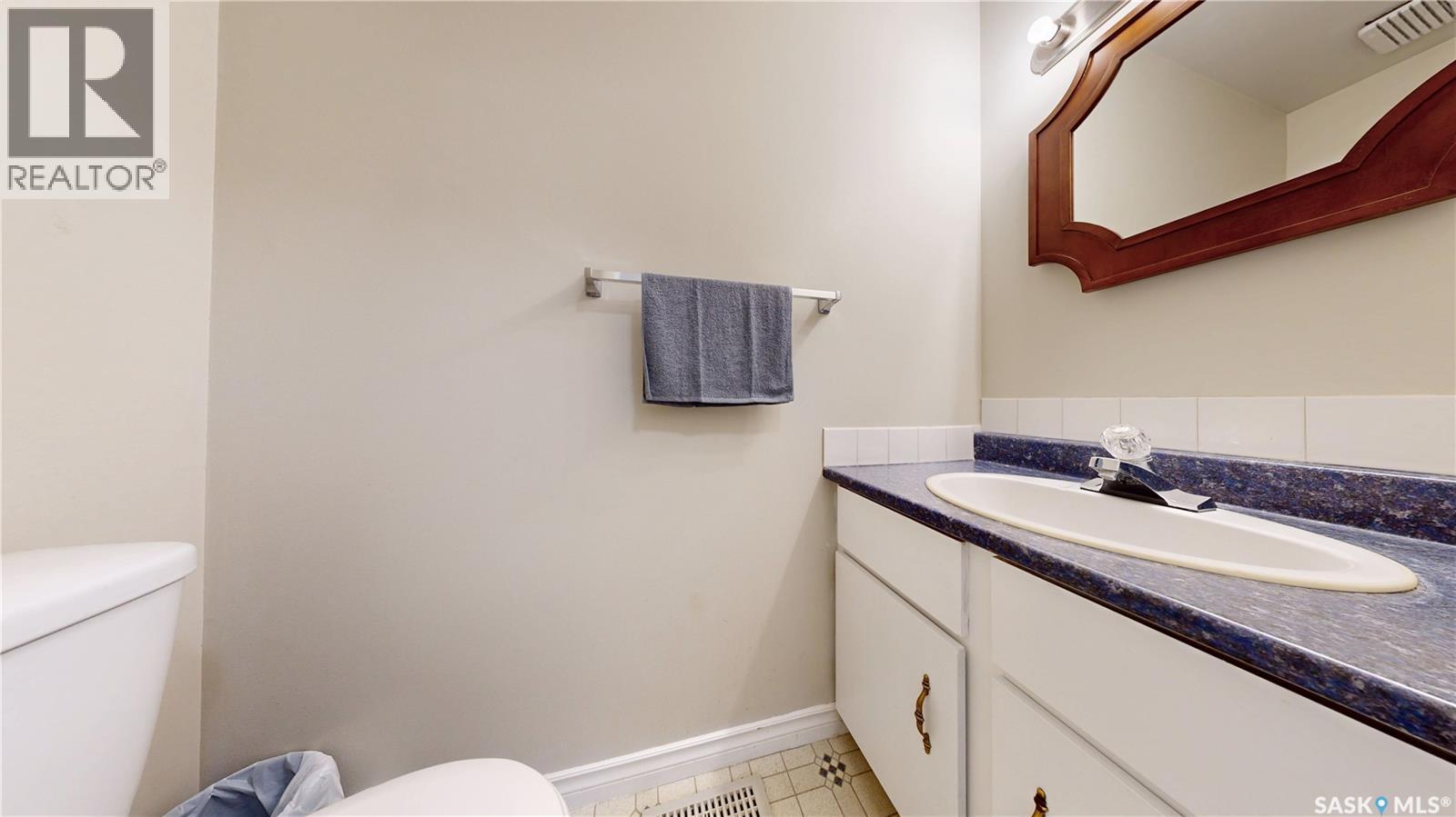 6 Mackenzie Mews Property Photo 12