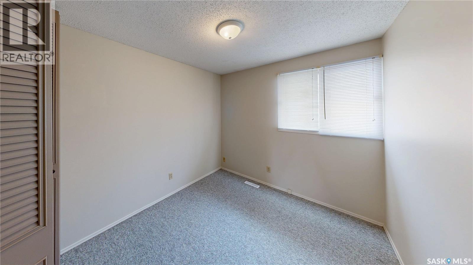 6 Mackenzie Mews Property Photo 21