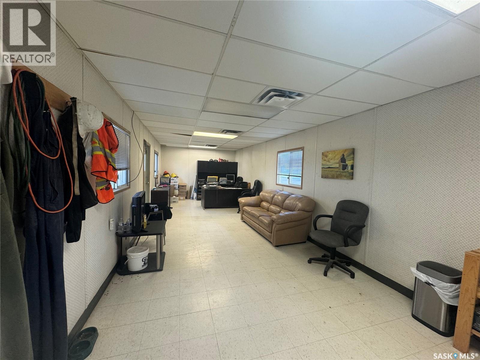 620 Railway Avenue Property Photo 13
