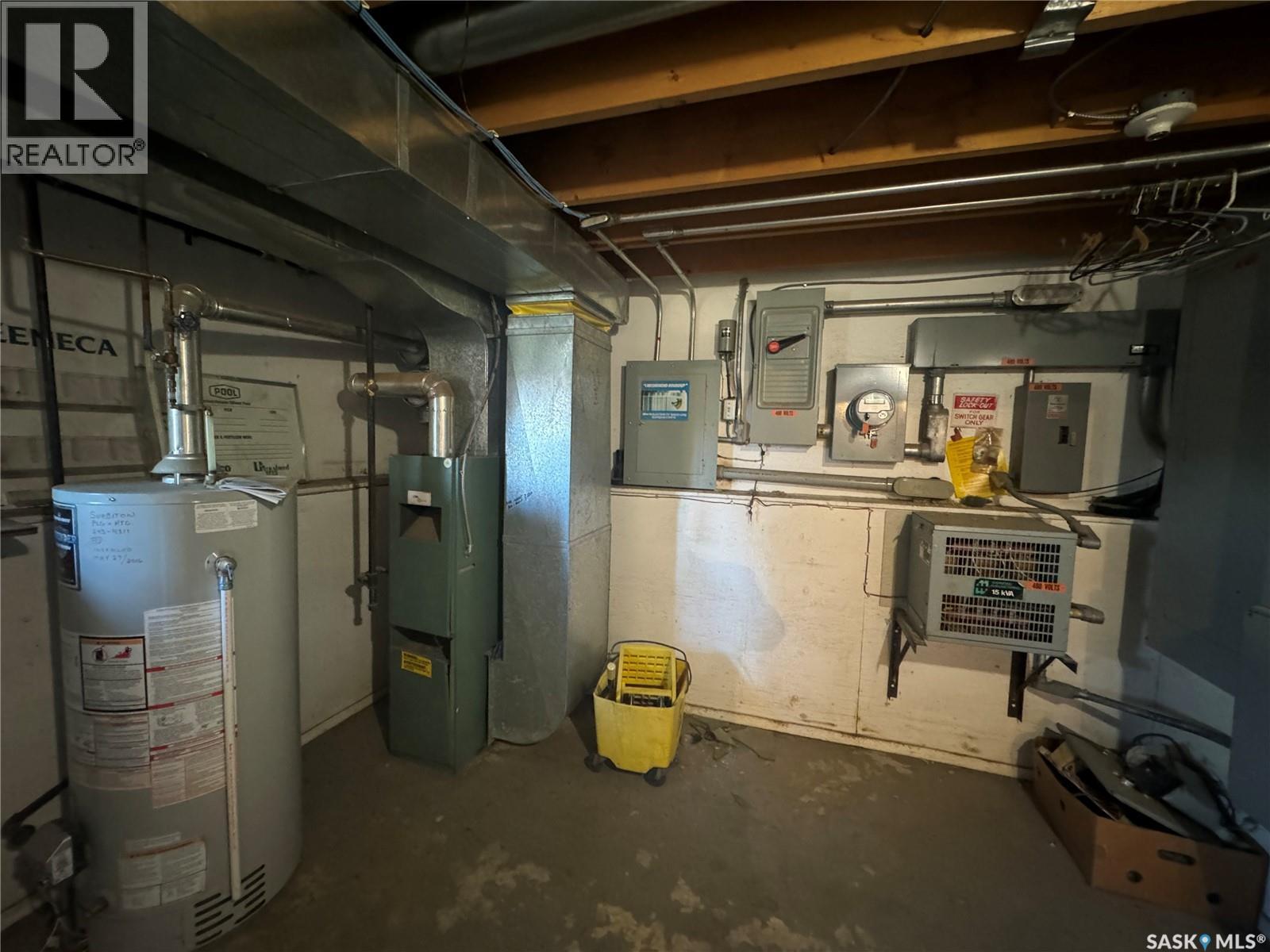 620 Railway Avenue Property Photo 15