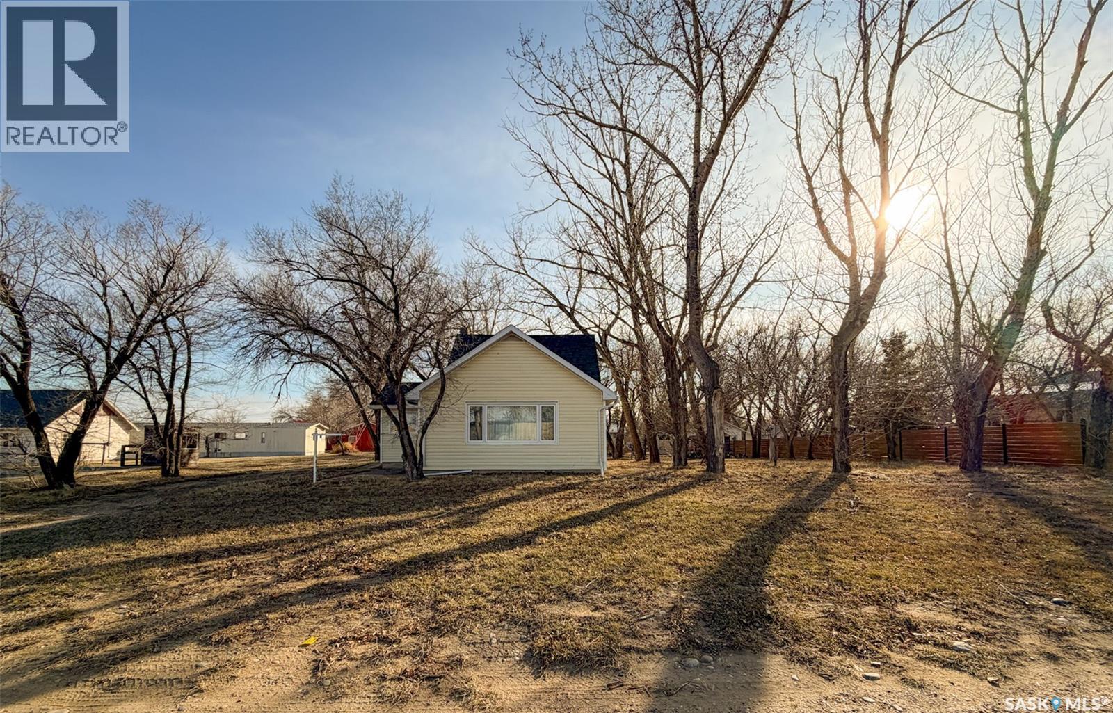 508 4th Street N Property Photo 1