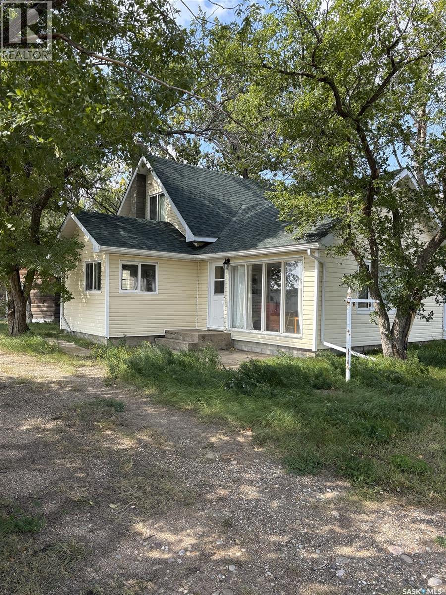 508 4th Street N Property Photo 2