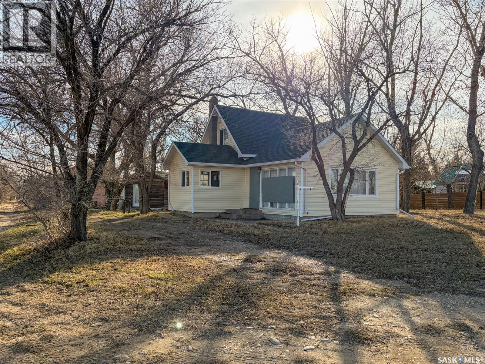 508 4th Street N Property Photo 3