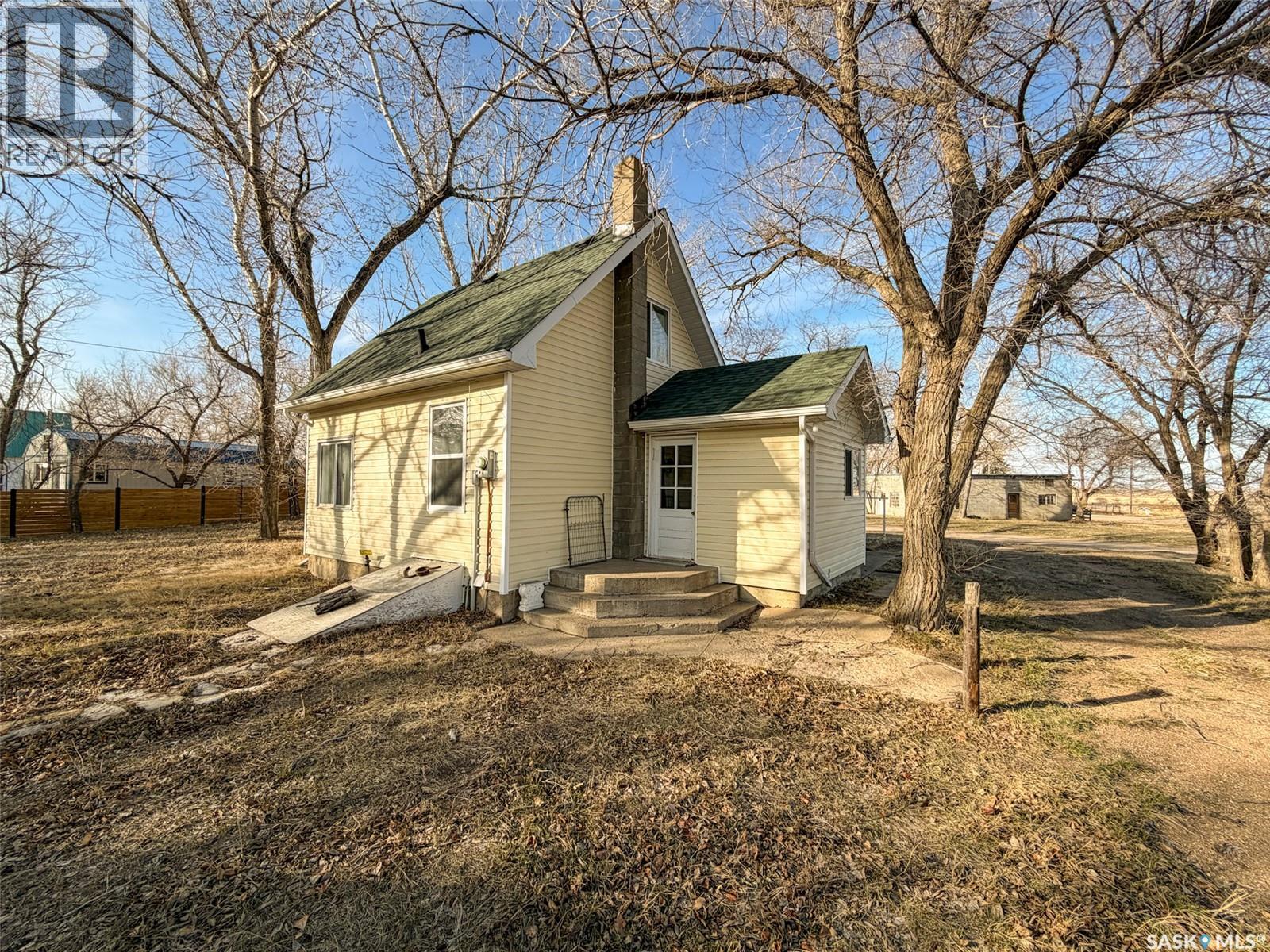 508 4th Street N Property Photo 4