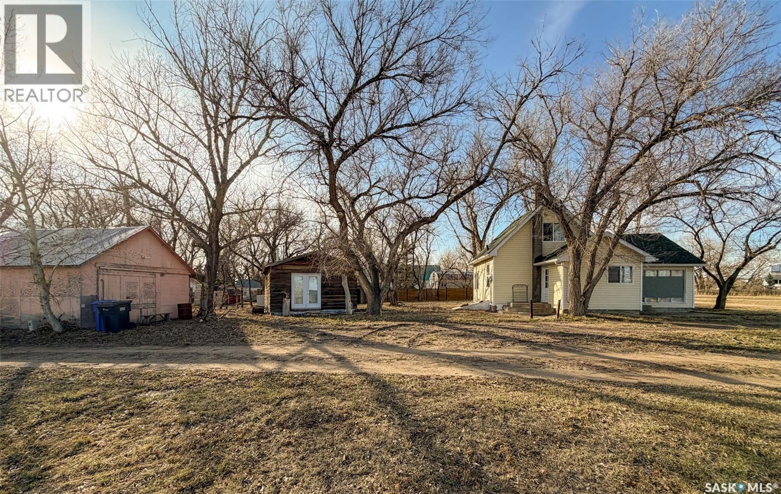 508 4th Street N Property Photo 6