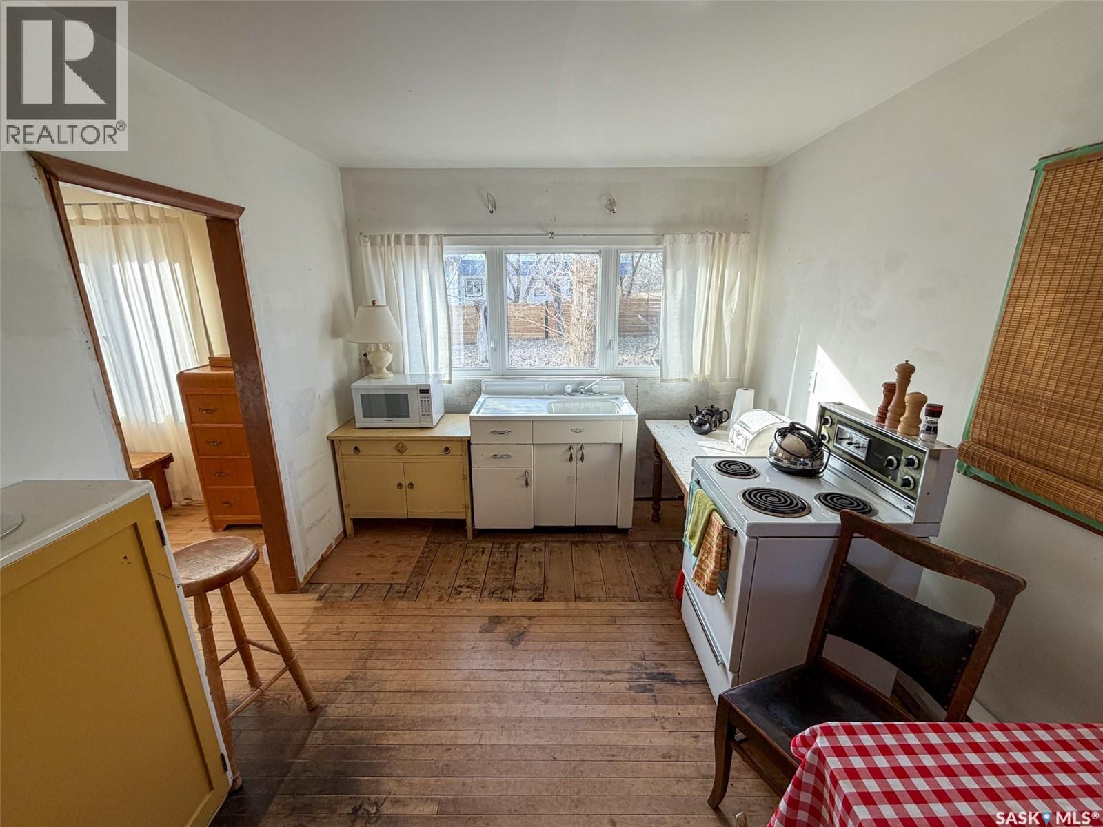 508 4th Street N Property Photo 16