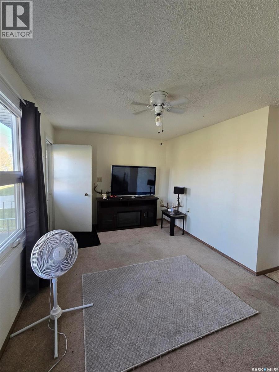413 - 415 Calgary Street Property Photo 8