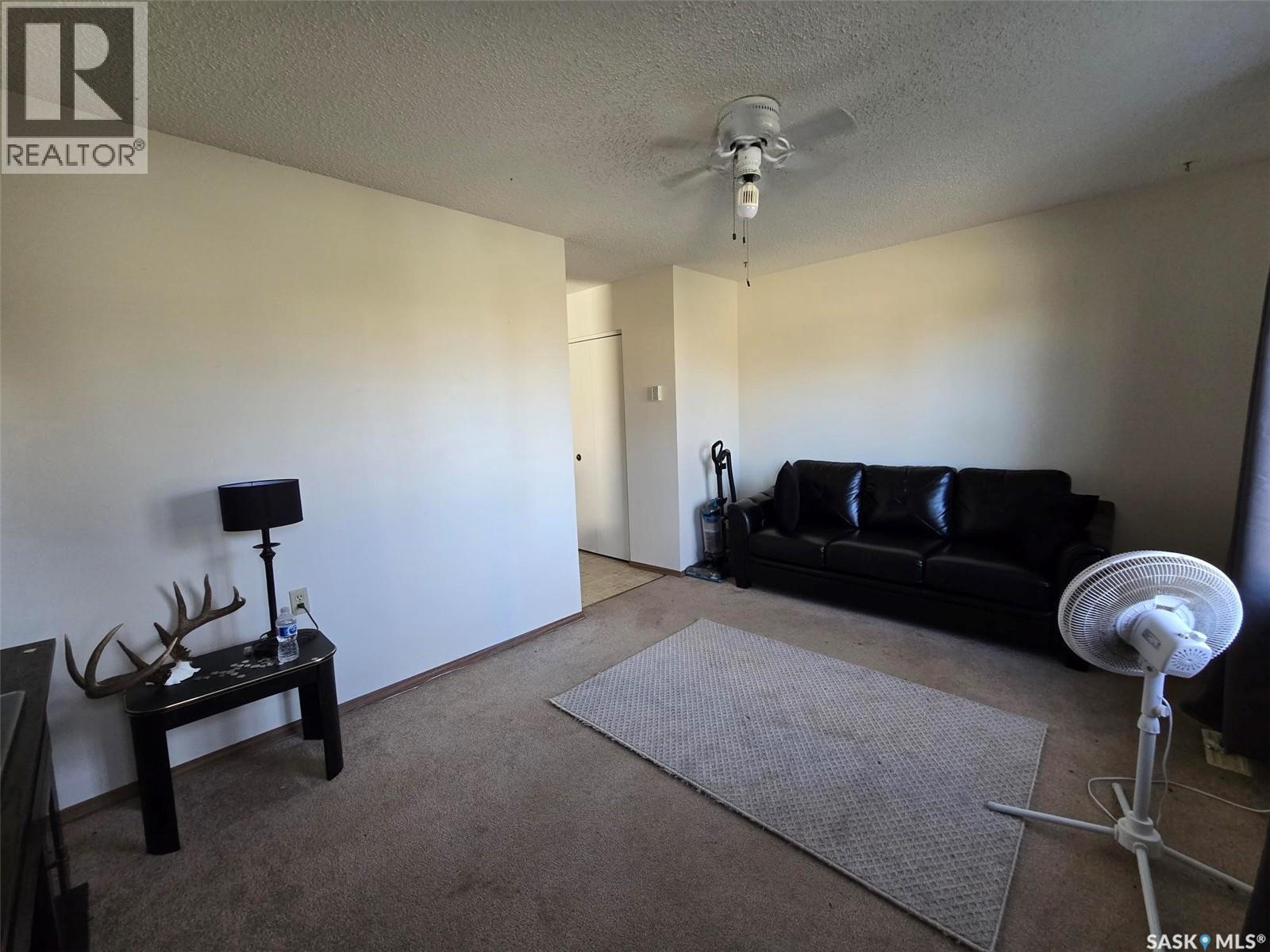 413 - 415 Calgary Street Property Photo 9