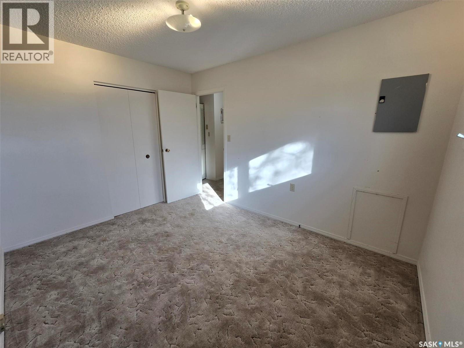 413 - 415 Calgary Street Property Photo 17