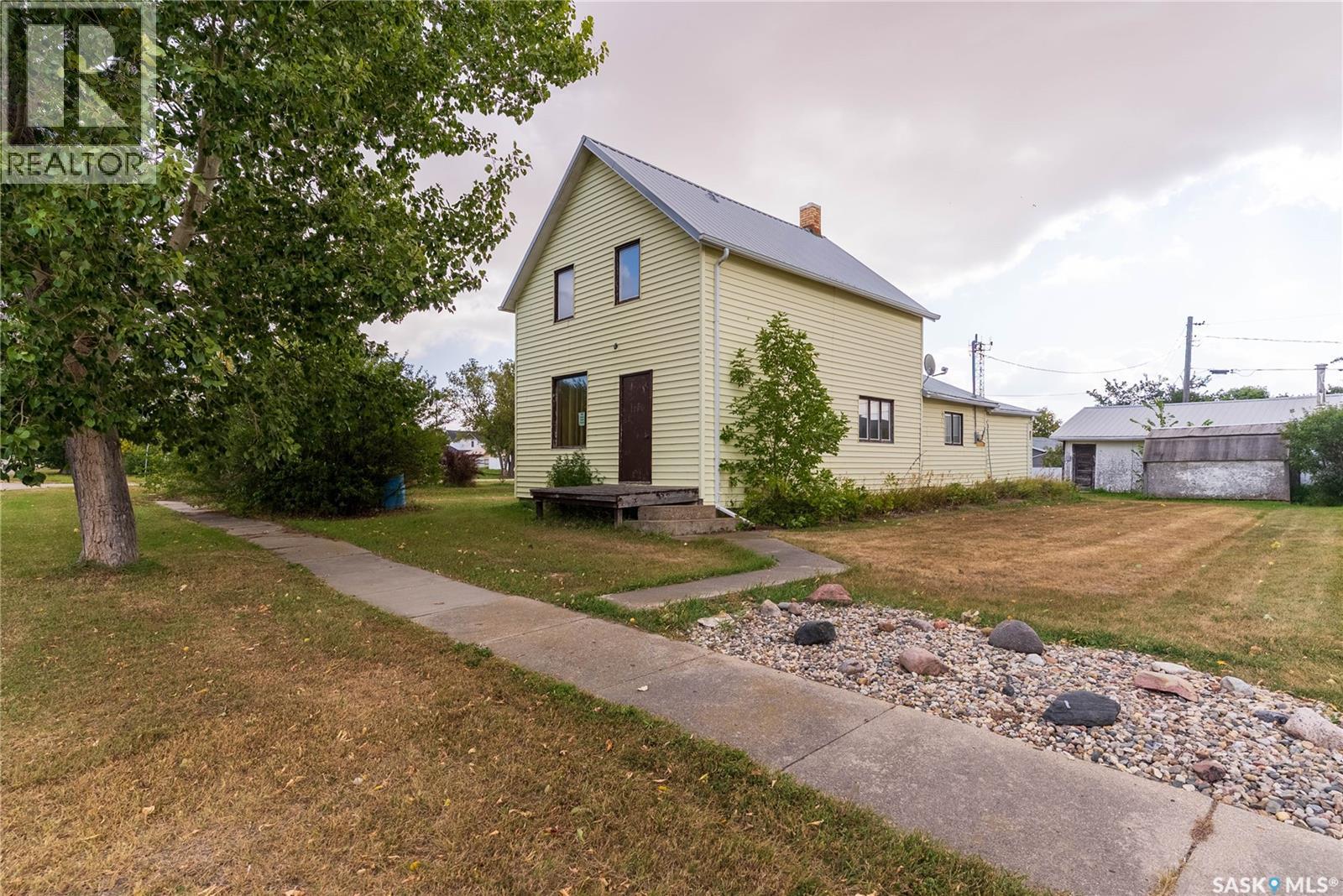 116 Rouleau Street Property Photo 3