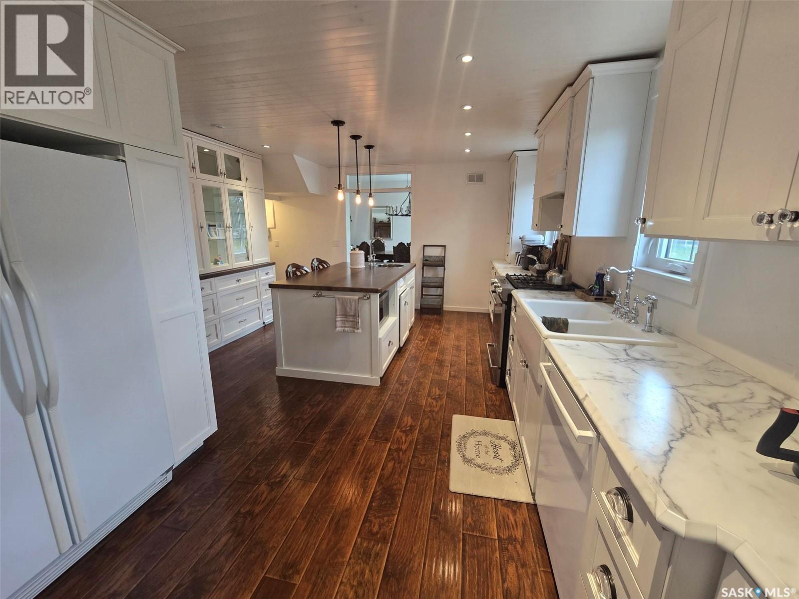 1306 Assiniboia Avenue Property Photo 16
