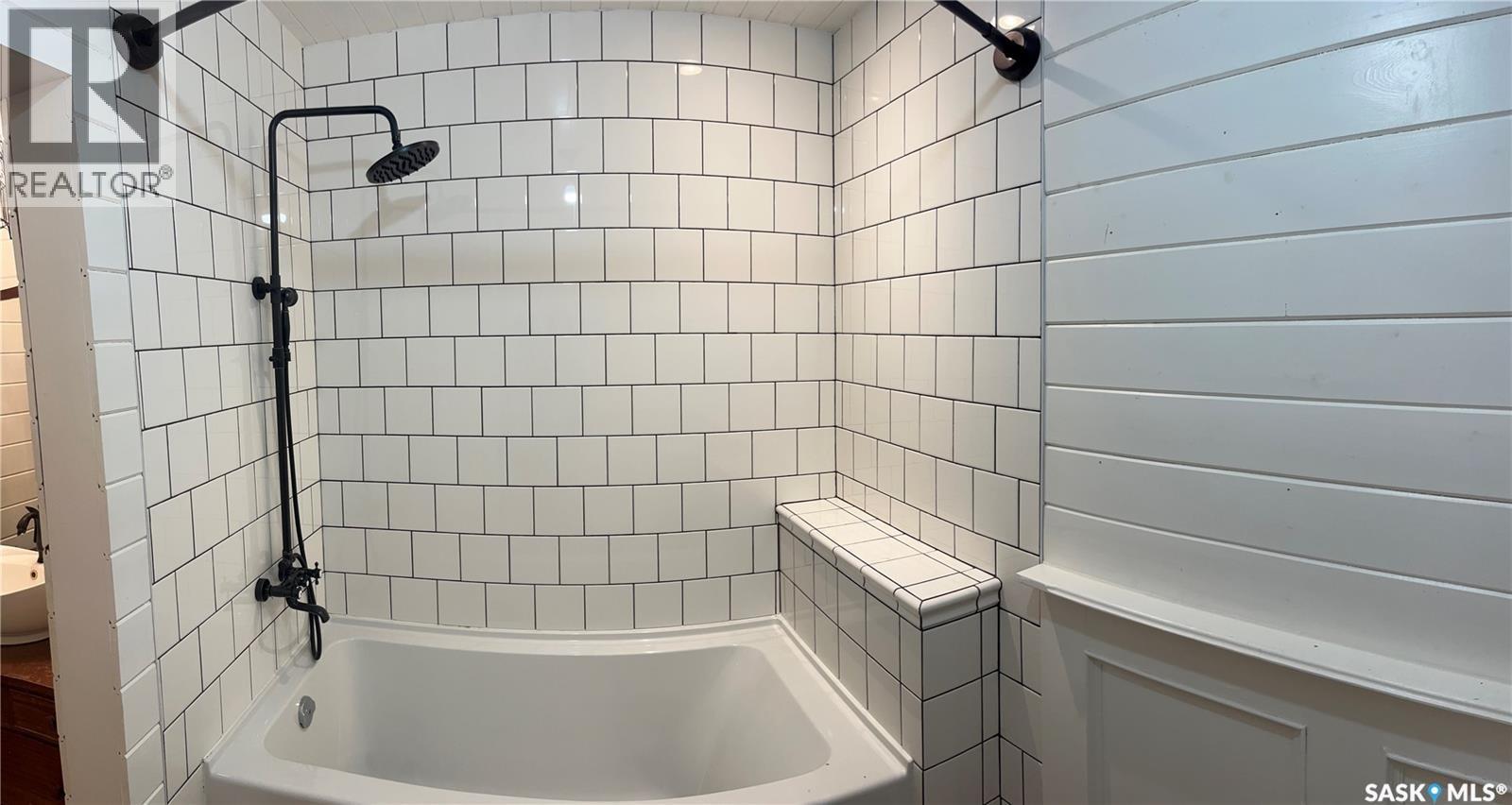 1306 Assiniboia Avenue Property Photo 43