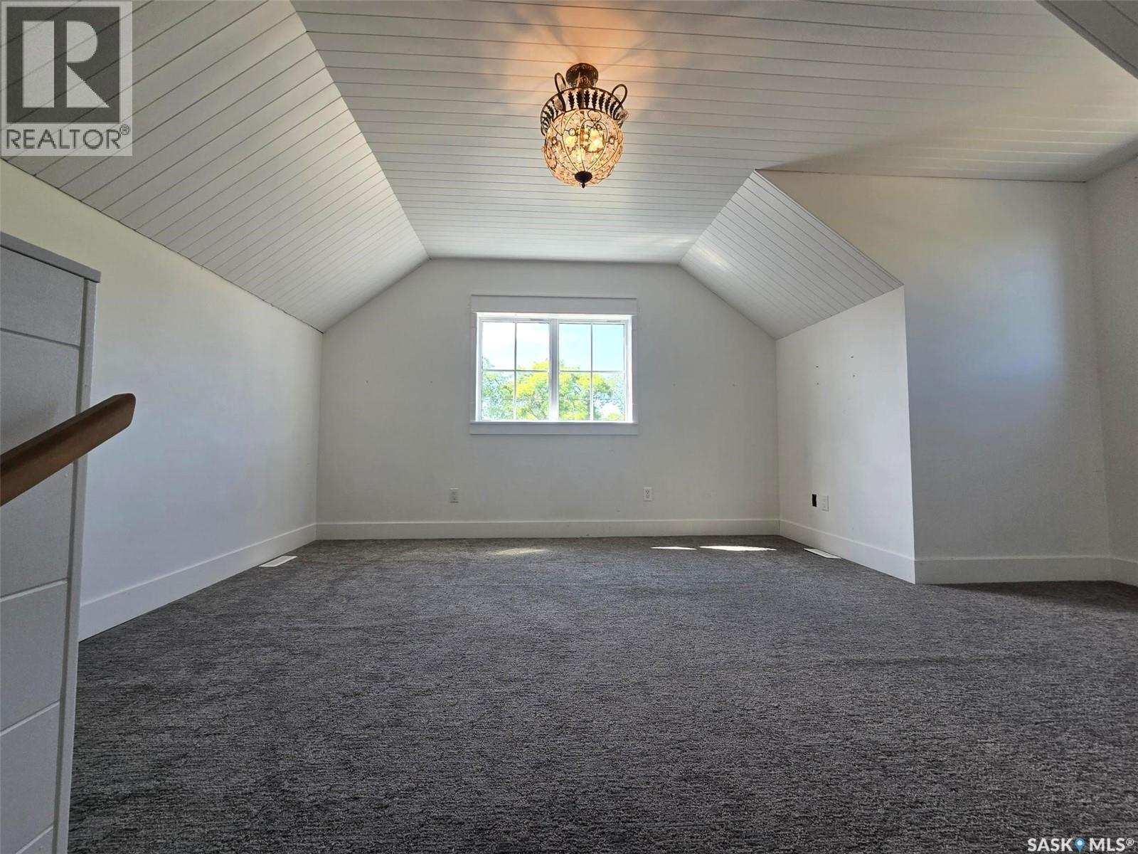 1306 Assiniboia Avenue Property Photo 47